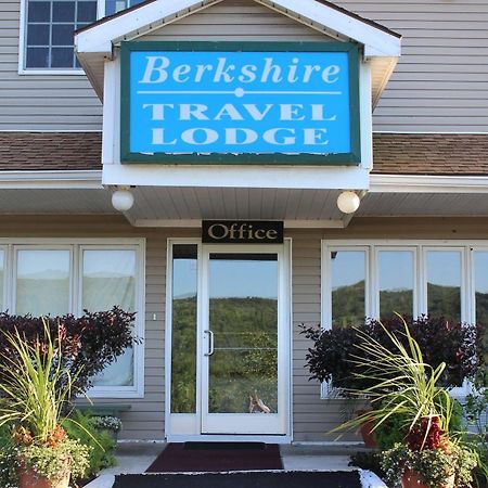 Berkshire Travel Lodge Canaan 외부 사진