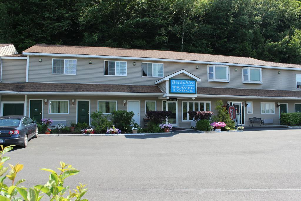 Berkshire Travel Lodge Canaan 외부 사진