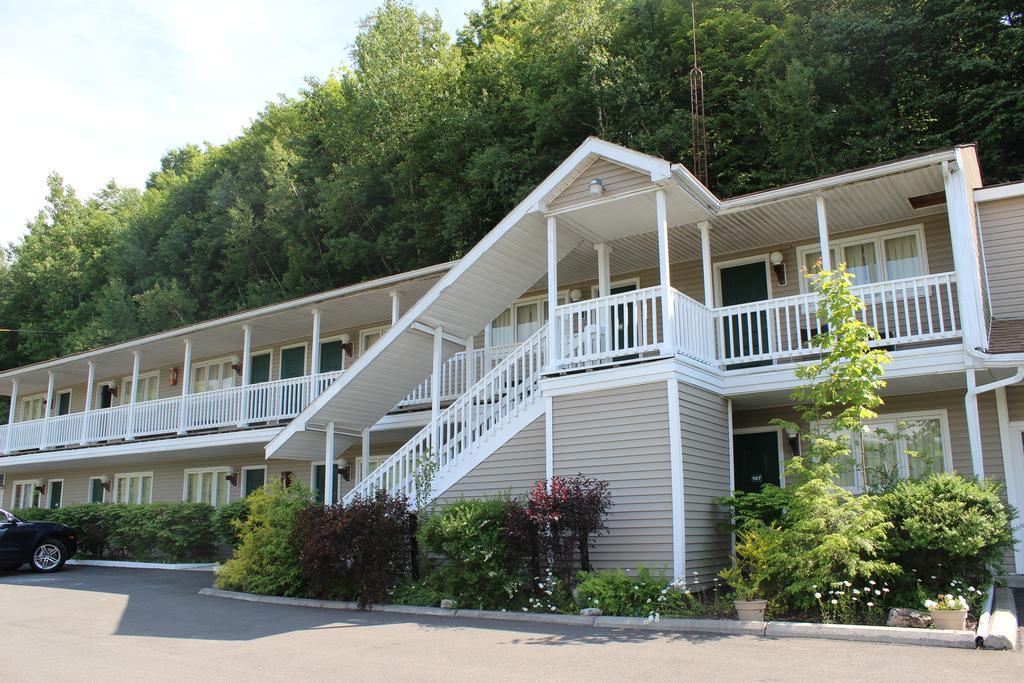 Berkshire Travel Lodge Canaan 외부 사진