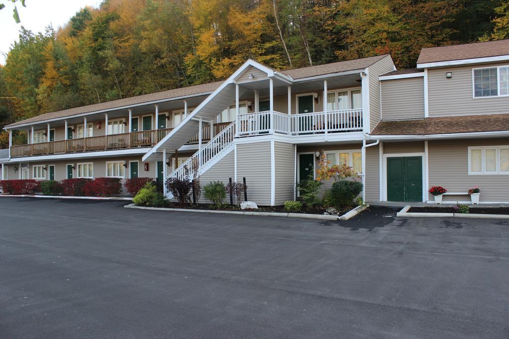 Berkshire Travel Lodge Canaan 외부 사진