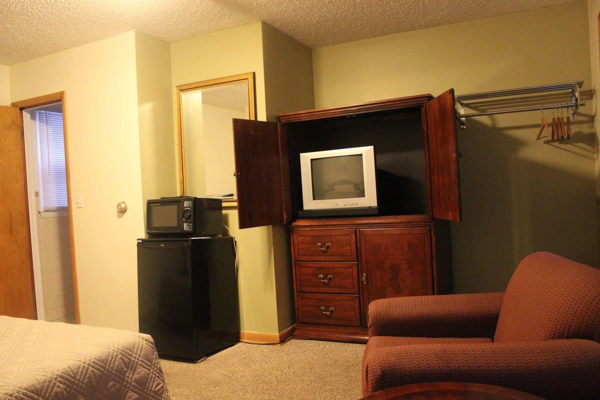Berkshire Travel Lodge Canaan 외부 사진