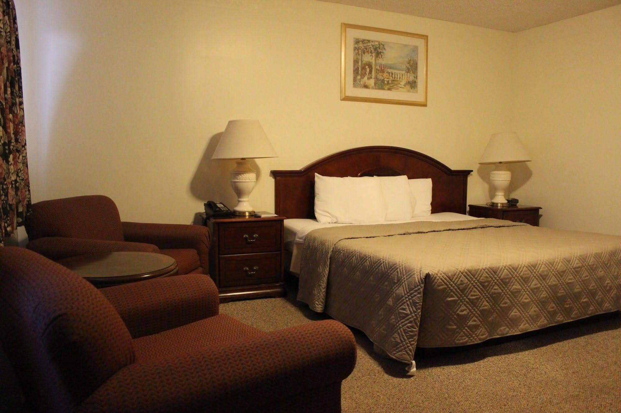 Berkshire Travel Lodge Canaan 외부 사진